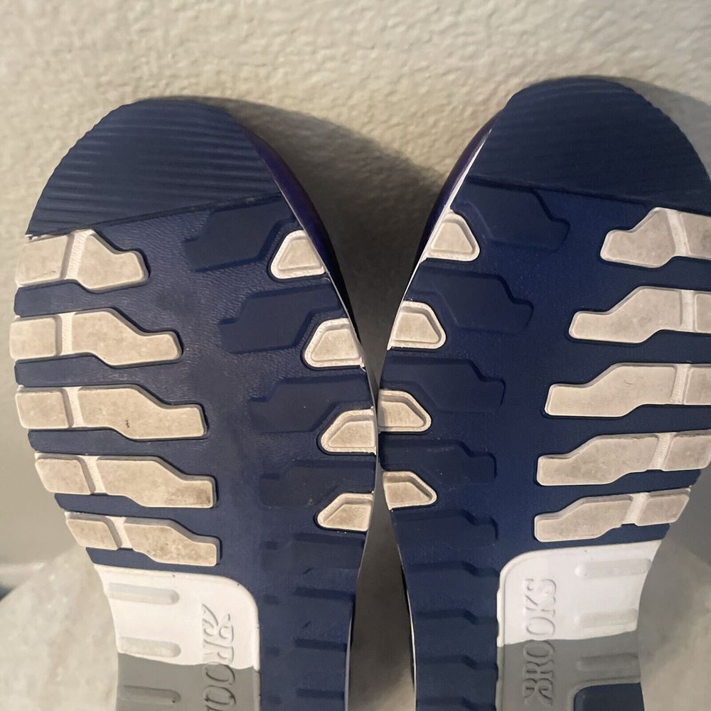 Brooks Heritage Regent Galactic Runner Metallic Sneaker Size 10 - Picture 12 of 14